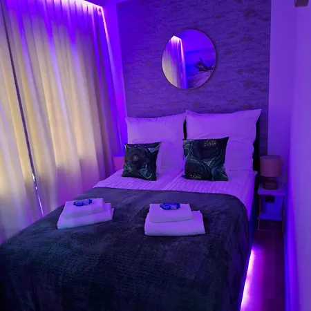 Apartman Ananasapart 600 Metrow Morze 300 Metrow Starowka