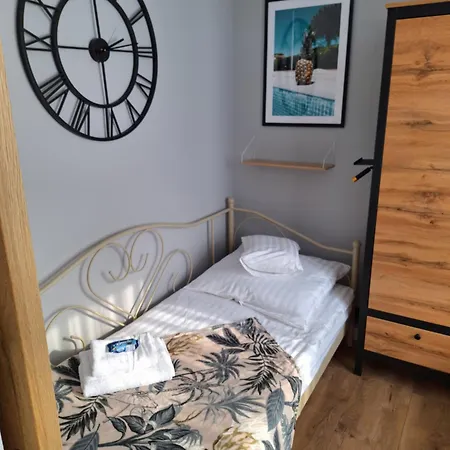 Ananasapart 600 Metrow Morze 300 Metrow Starowka Kolobrzeg