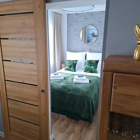 Ananasapart 600 Metrow Morze 300 Metrow Starowka Апартаменти *