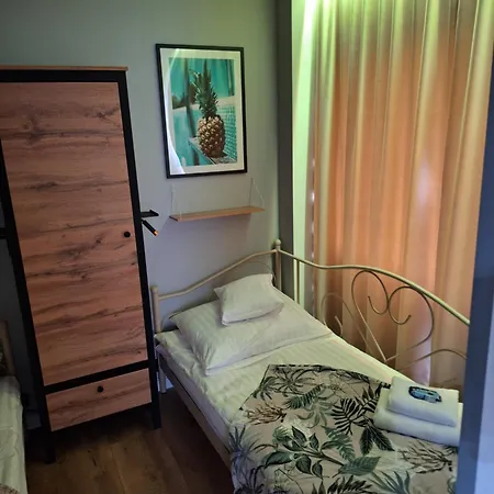 Ananasapart 600 Metrow Morze 300 Metrow Starowka *